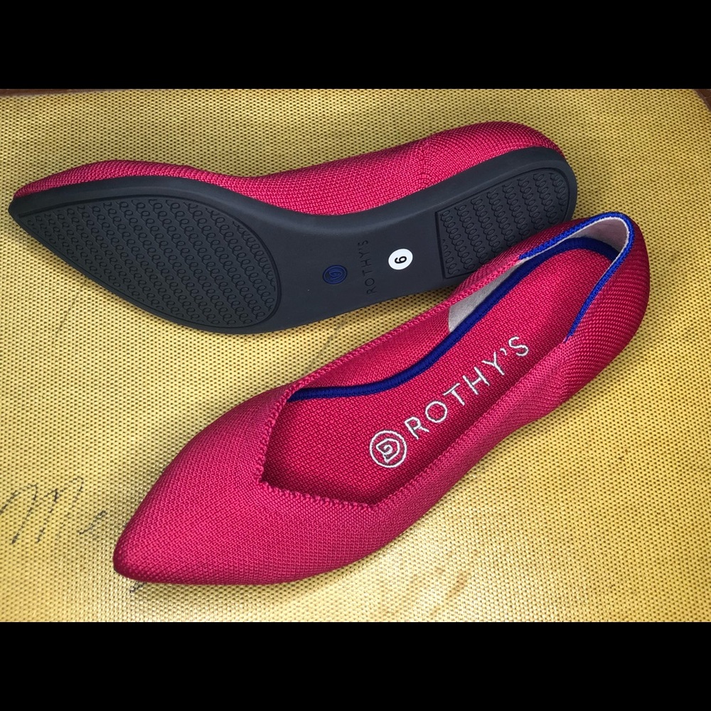 Sold Rothy’s Point Hot Pink (Retired color)